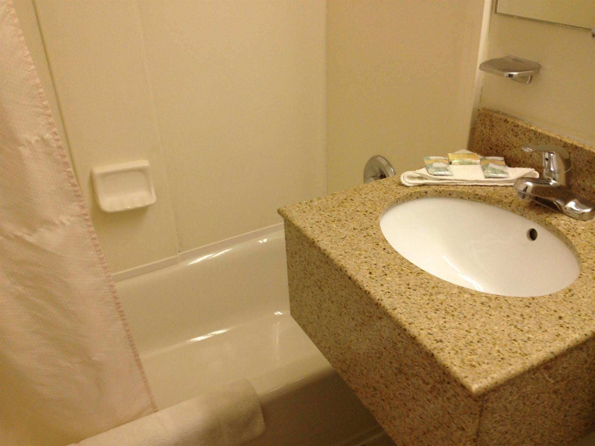 Budget Motel Falls Church
